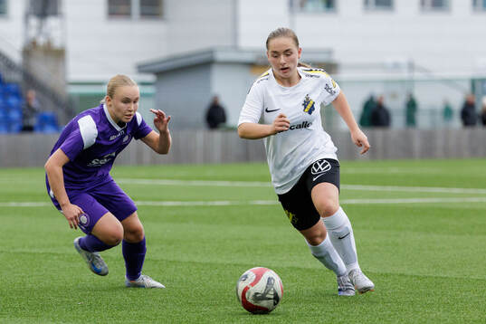 Jitexs Novalie Nyholm och AIKs Olivia Bodin