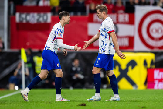 Jørgen Strand Larsen and Alexander Sørloth of Norway