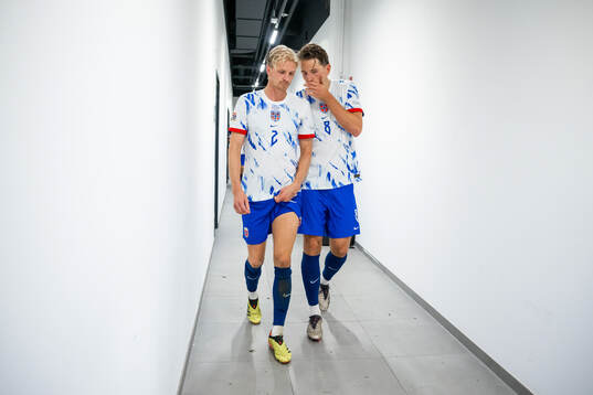 Morten Thorsby and Sander Berge of Norway at half-time