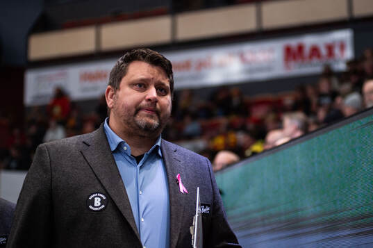 MoDos tränare Mattias Karlin
