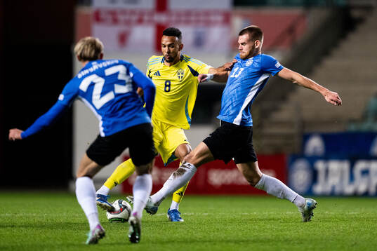 Alex Douglas of Sweden and Alex Matthias Tamm of Estonia