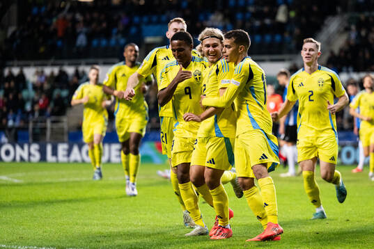 Niclas Eliasson, Sebastian Nanasi and Yasin Ayari of Sweden