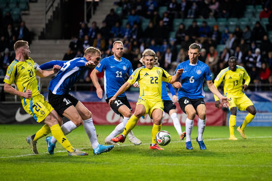 Sebastian Nanasi of Sweden scores 0-2