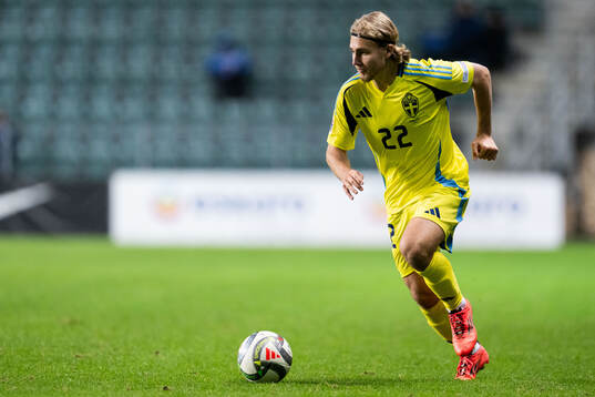 Sebastian Nanasi of Sweden