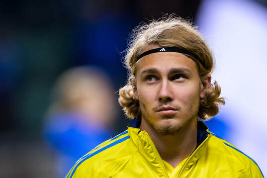 Sebastian Nanasi of Sweden