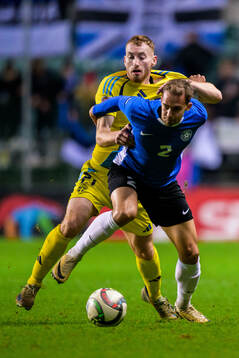 Dejan Kulusevski of Sweden and Märten Kuusk of Estonia