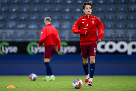 Sverre Nypan of Norway warms up