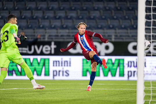Andreas Schjelderup of Norway scores the 3-0 goal
