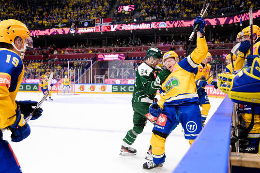 Michael Lindqvist of Färjestad  and Samuel Solem of