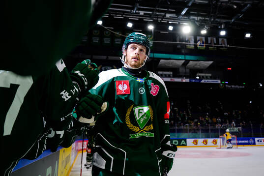 Marcus Westfält of Färjestad  celebrate
