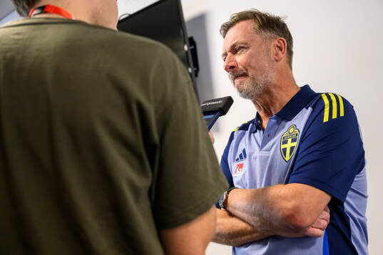 Head coach Peter Gerhardsson of the Swedish women's
