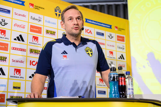 Head coach Martin Qvarmans Möller of the Swedish women's