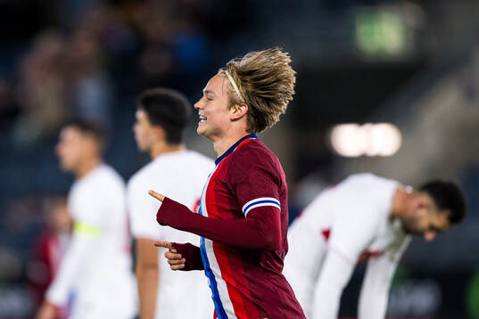 Andreas Schjelderup of Norway celebrates
