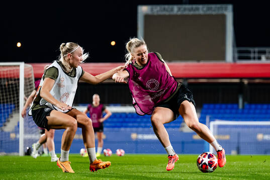 Stina Lennartsson and Anna Jøsendal and Julie Blakstad of
