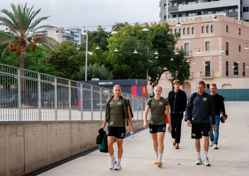 Jonna Andersson, Julie Blakstad and Head coach Martin