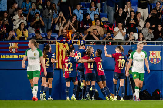 Fridolina Rolfö of Barcelona celebrates the 9-0 goal