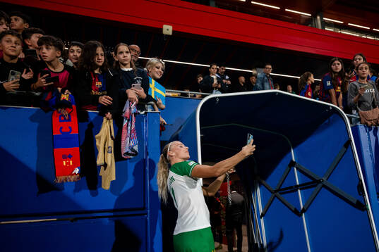 Stina Lennartsson of Hammarby takes a selfie