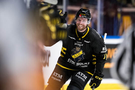 AIKs Lukas Zetterberg jublar