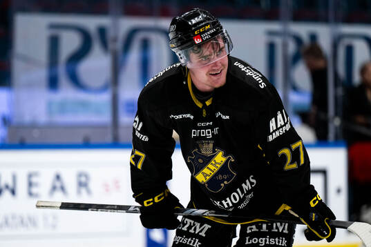 AIKs Christoffer Björk jublar