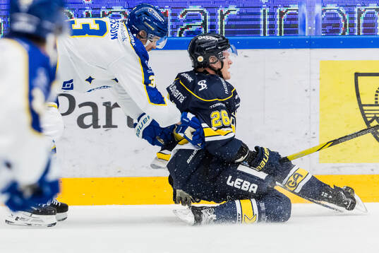Leksands Eddie Larsson och HV71s Tommi Tikka