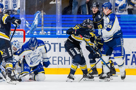 HV71s Tanner Kero och Leksands Eddie Larsson