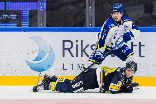 Leksands Marcus Karlberg och HV71s Olle Alsing