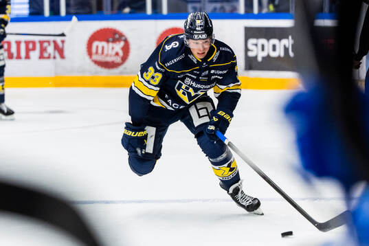 HV71s Måns Lindbäck