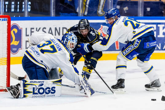 Leksands målvakt Jakob Hellsten och HV71s Isac