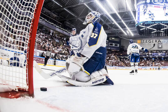 Leksands målvakt Jakob Hellsten deppar