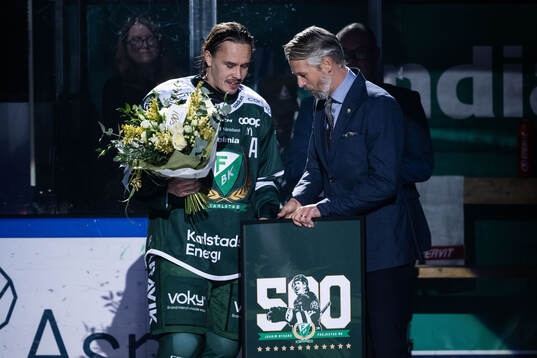 Färjestads Joakim Nygård hyllas för 500 SHL-matcher i