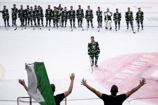 Bläddra bland fler bilder av Ishockey, SHL, Färjestad - Malmö Redhawks