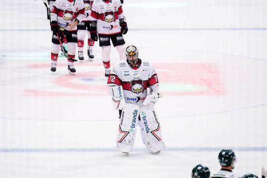 Malmö Redhawks målvakt Daniel Marmenlind deppar