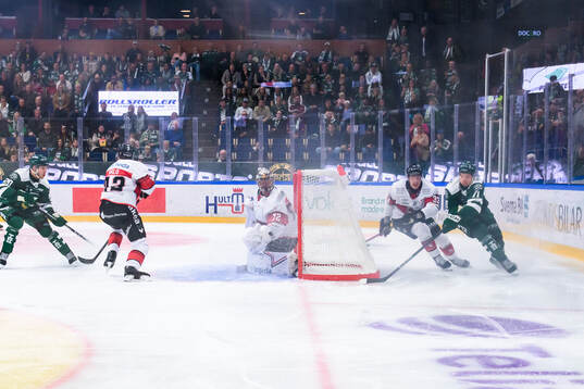 Malmö Redhawks Lassi Thomson och Färjestads Viktor Lodin