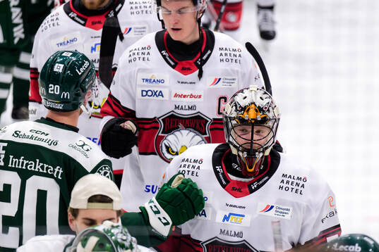 Malmö Redhawks målvakt Daniel Marmenlind deppar