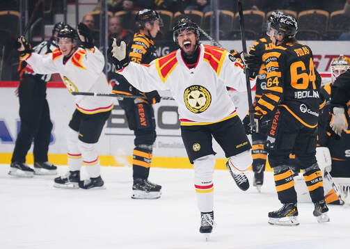 Brynäs Tyler Vesel jublar
