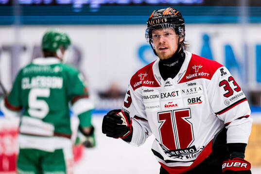 Örebros Christopher Mastomäki jublar