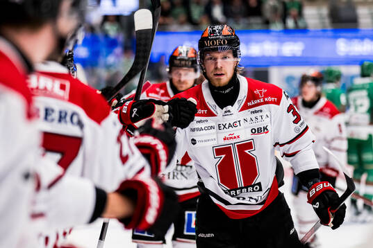 Örebros Christopher Mastomäki jublar
