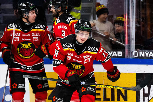 Luleås Jonas Berglund jublar