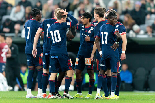 Sandvikens IFs spelare samlas