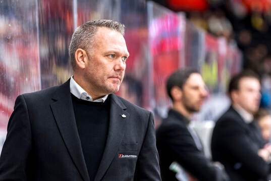 Östersunds huvudtränare Mikael Holmqvist