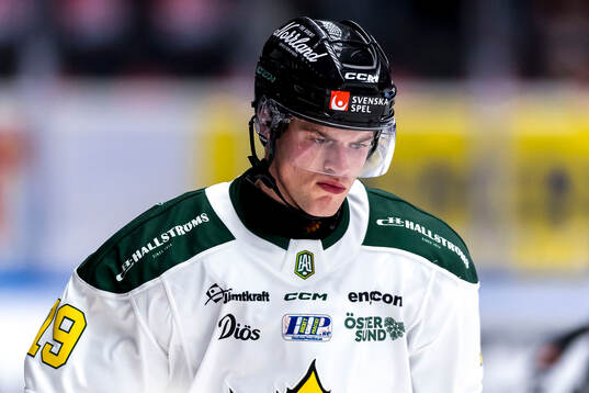 Östersunds Isak Garfve deppar