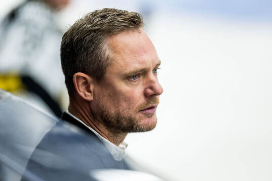 Västerås tränare Karl Helmersson