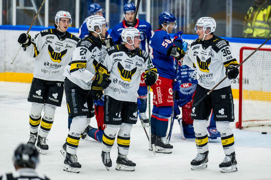 Västerås Malte Sjögren jublar