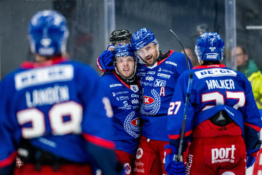 Oskarshamns Eero Savilahti jublar