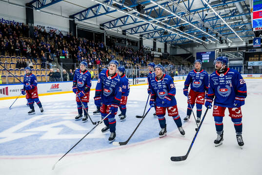 Oskarshamns spelare jublar