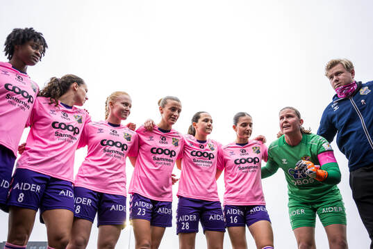 Bläddra bland fler bilder av Football, Toppserien, Lyn - Brann