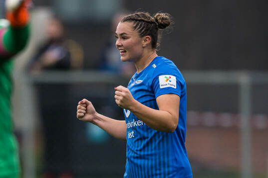 Anna Nerland Aahjem of Brann celebrates