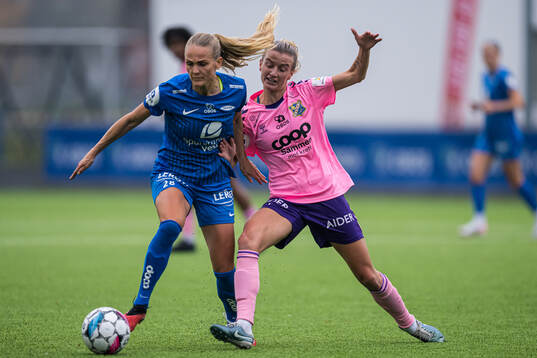 Mathilde Kruse Madsen of Brann and Kristin Holmen of Lyn