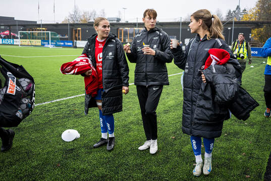Nanne Rebekka Ruuskanen, Rakel Engesvik and Andrine Stolsmo