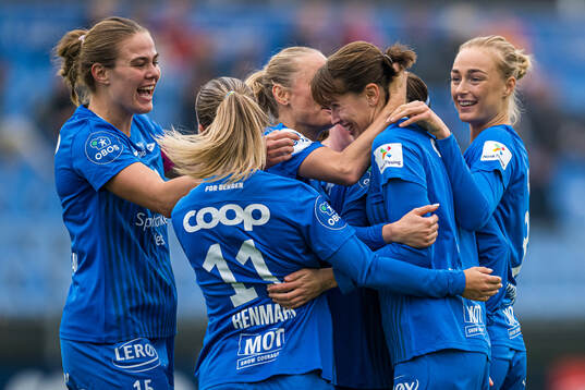 Rakel Engesvik of Brann celebrates